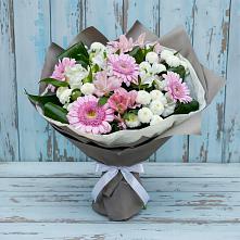 Букет цветов из:  Герберы, Альстромерии и Хризантемы в Великих Луках