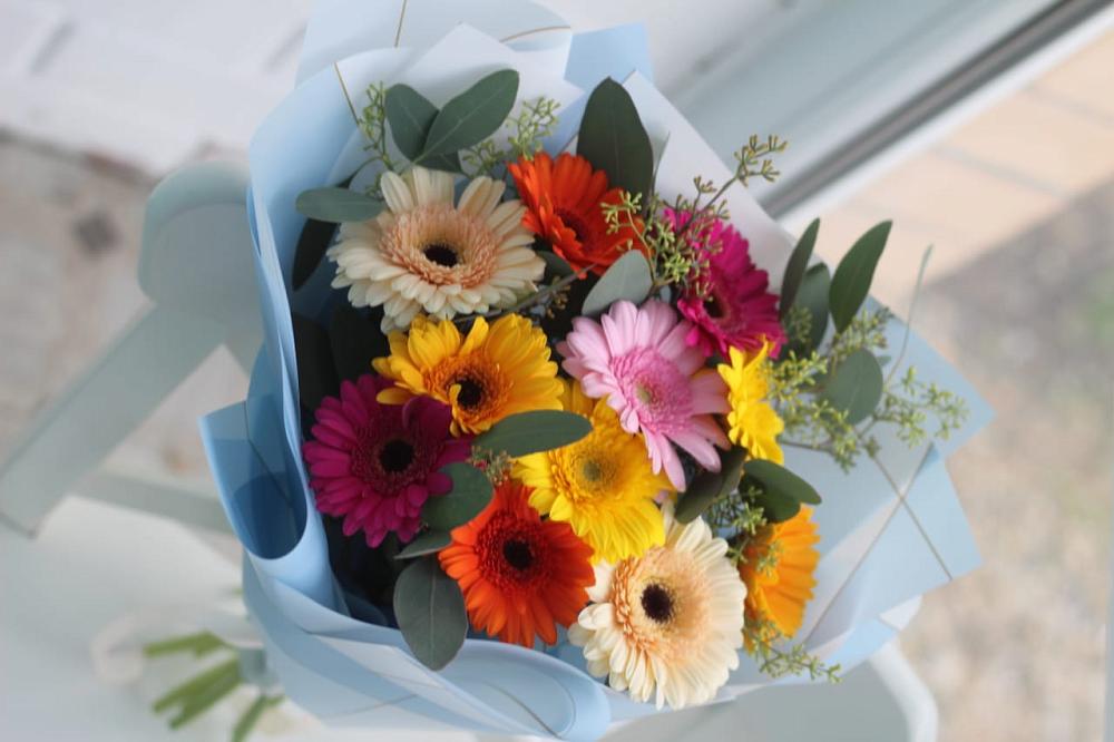 Букет цветов из: Герберы в Великих Луках