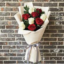 Букет цветов из:  Розы в Великих Луках