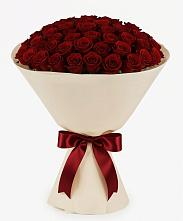 Букет 101 Бордовая роза Блэк Бакарра в Великих Луках