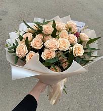 Букет Кремовые розы Латте в Великих Луках