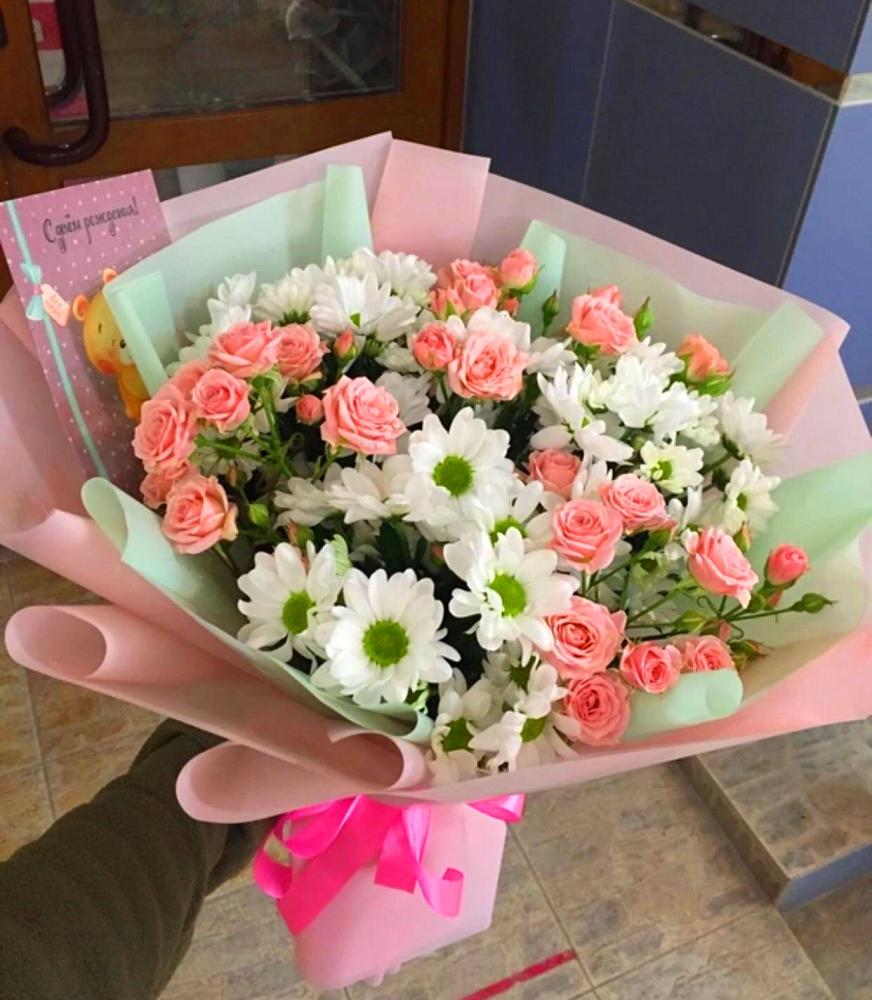 Букет цветов из: Розы и Хризантемы в Великих Луках