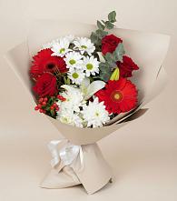 Букет цветов из:  Розы, Хризантемы, Герберы и Лилии в Великих Луках