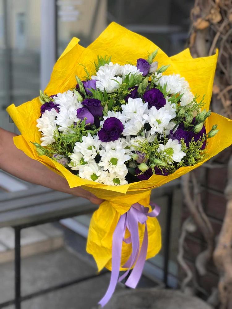 Букет цветов из: Ирисы, Хризантемы и Ромашки в Великих Луках