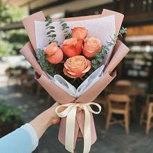 Букет цветов из:  Розы в Великих Луках