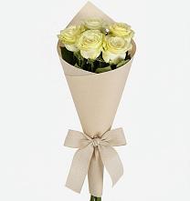 Букет цветов из:  Розы в Великих Луках