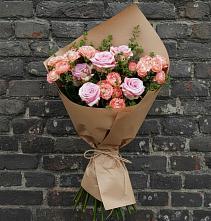 Букет цветов из:  Розы в Великих Луках
