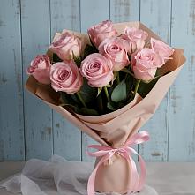Букет цветов из:  Розы в Великих Луках