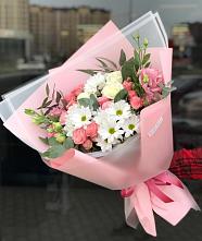 Букет цветов из:  Розы, Лизиантусы и Хризантемы в Великих Луках