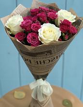 Букет цветов из:  Розы в Великих Луках