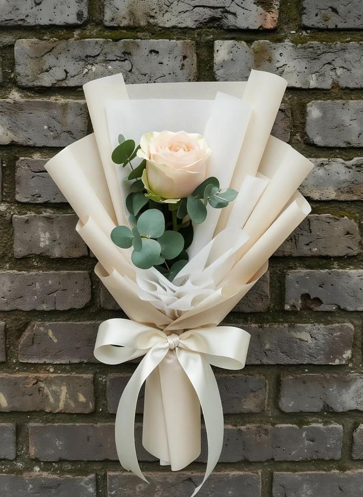 Букет цветов из: Розы в Великих Луках