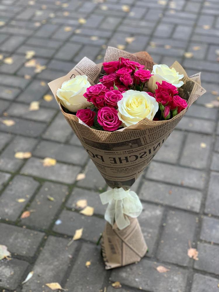 Букет цветов из: Розы в Великих Луках