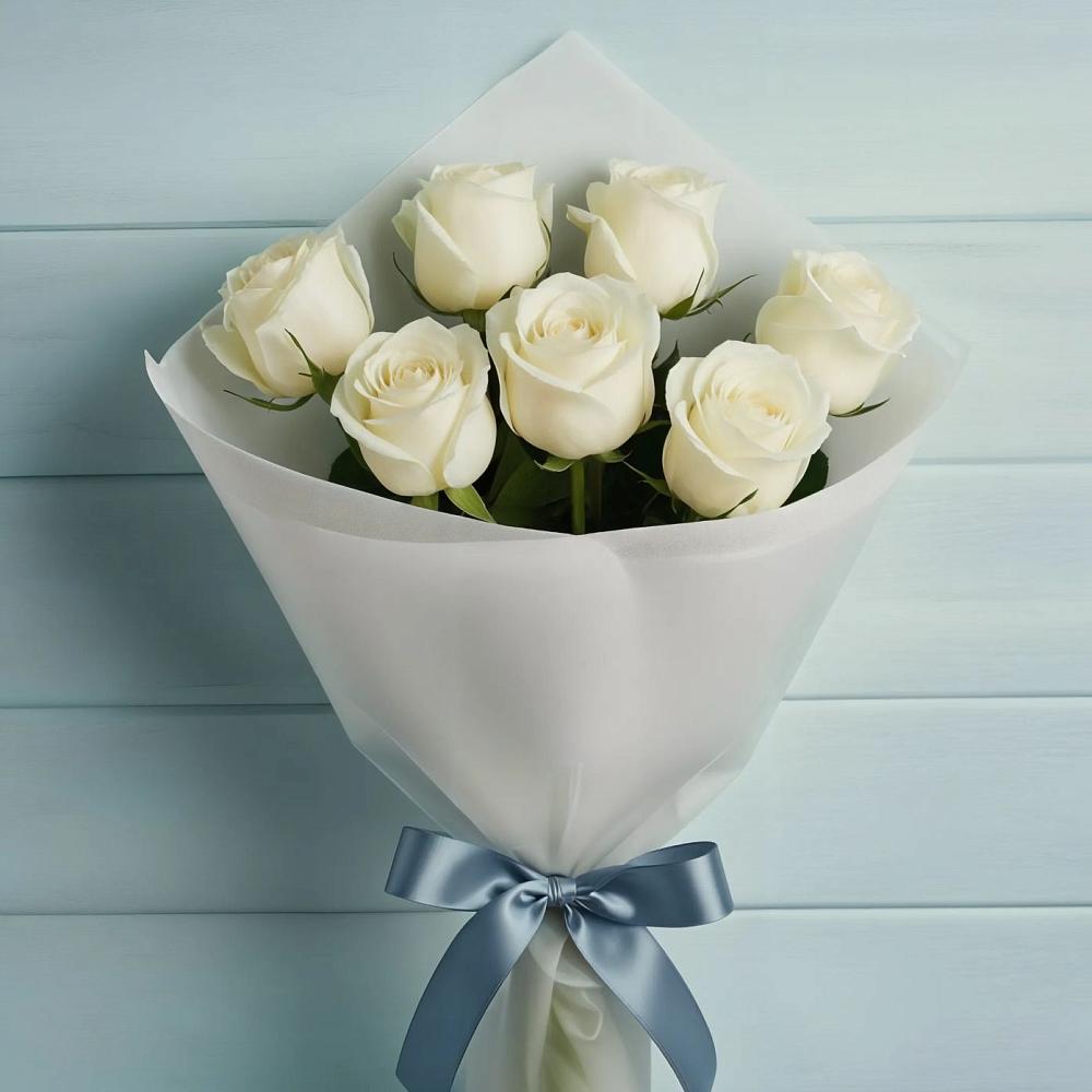 Букет 7 Белых роз Эдлесс Лав в Великих Луках